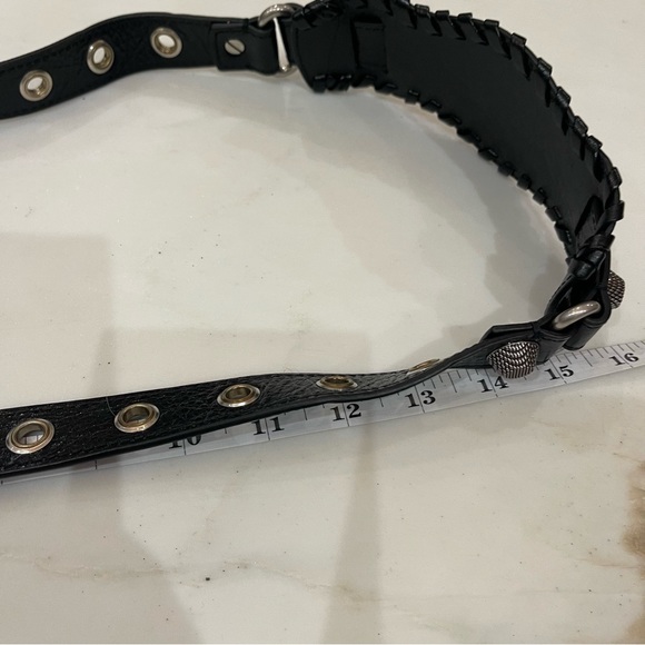 BALENCIAGA Le Cagole crinkled-leather bucket bag Small - Picture 3 of 14